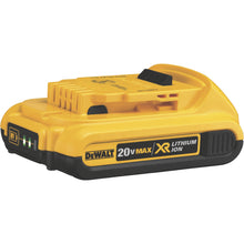 Cargar imagen en el visor de la galería, Dewalt 20v Batería litio XR de 2 amp/hora como máximo
